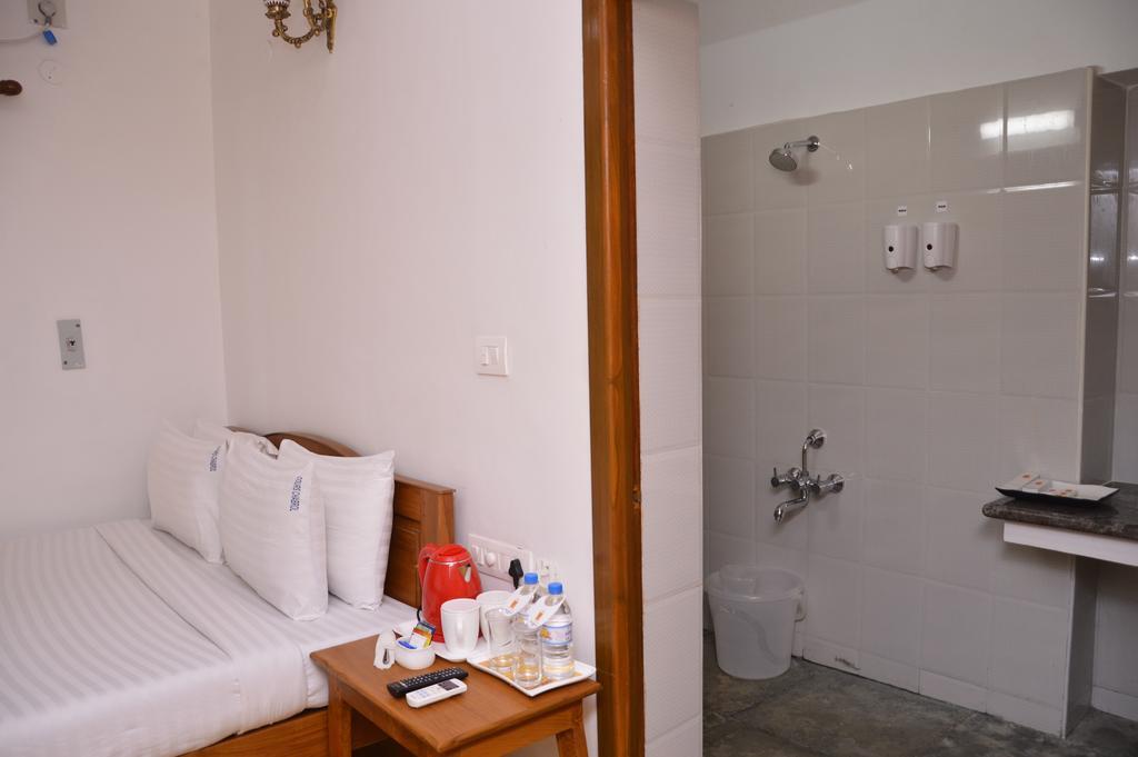 Cours Chabrol Hotel Pondicherry Cameră foto